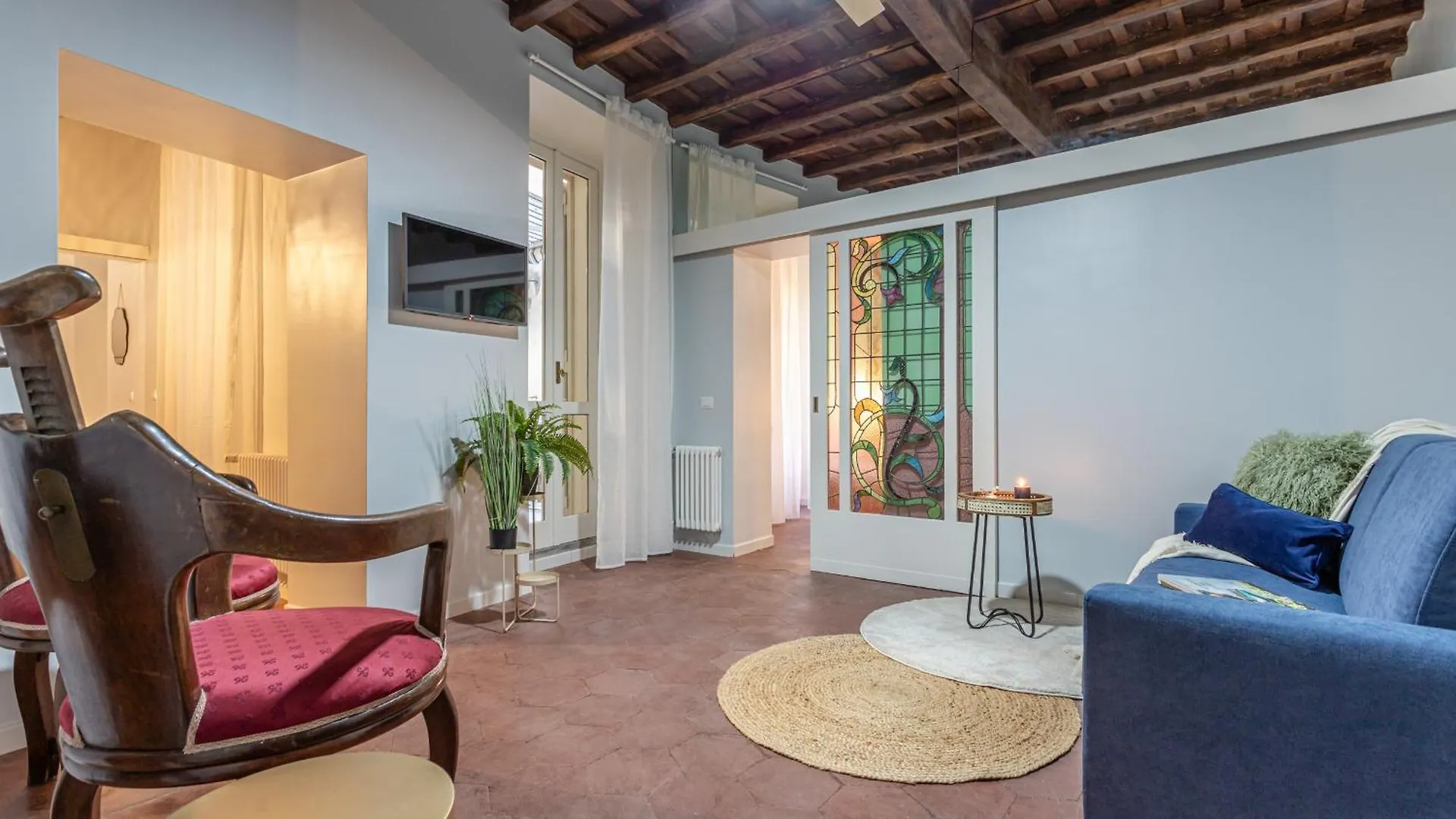 Ambra - Elegant Apartment At The Imperial Forums Rome
