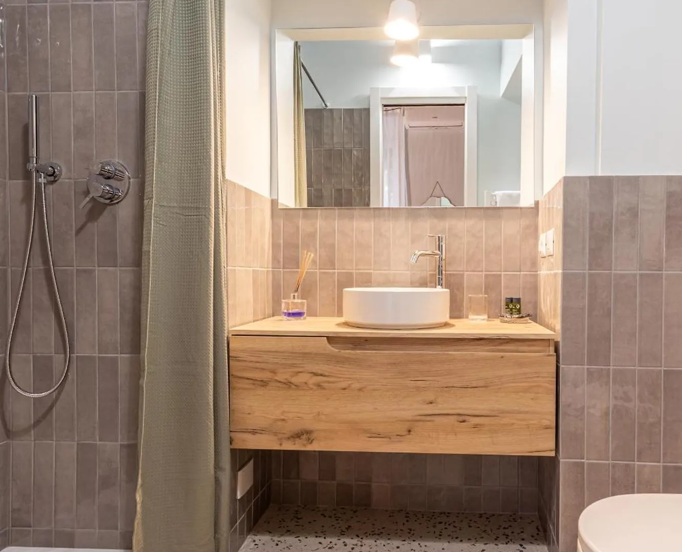 Ambra - Elegant Apartment At The Imperial Forums Rome