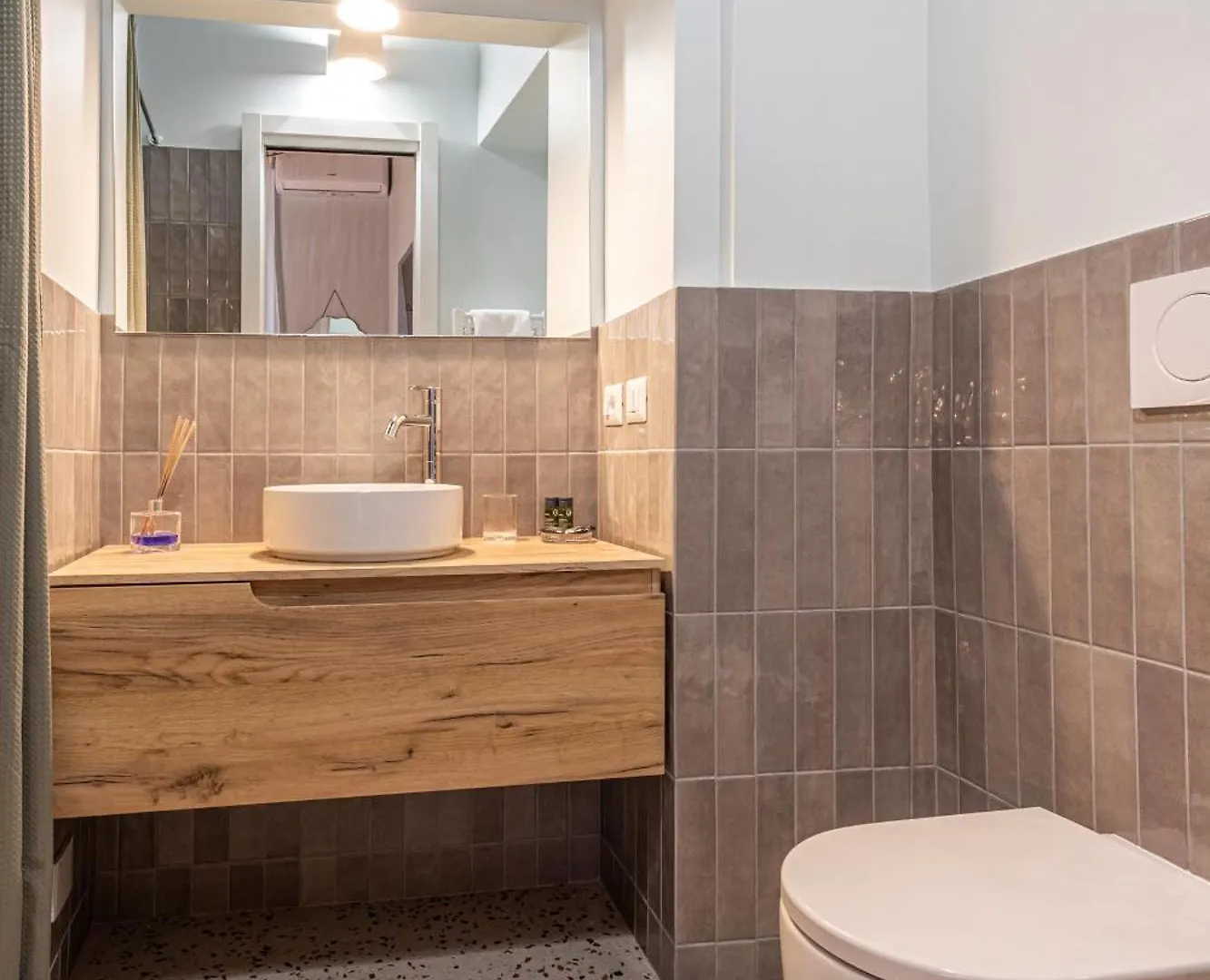 Ambra - Elegant Apartment At The Imperial Forums Rome